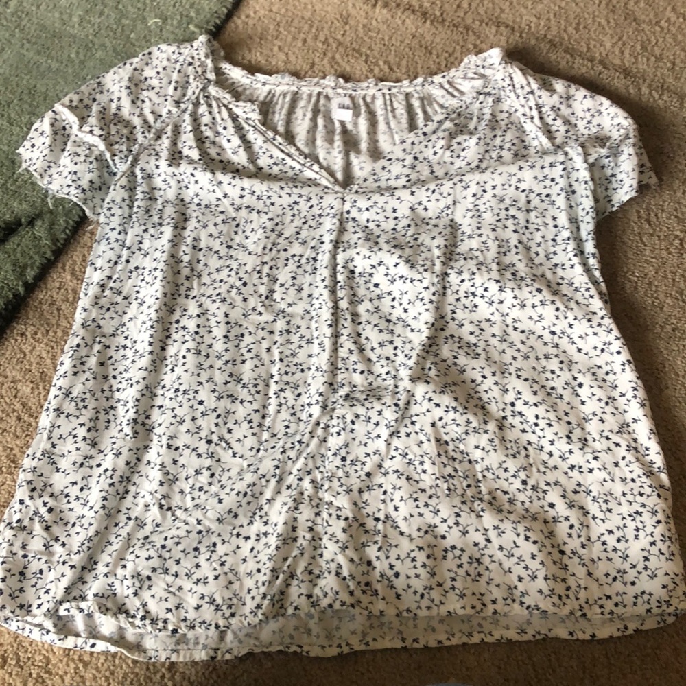 Gap white floral t shirt